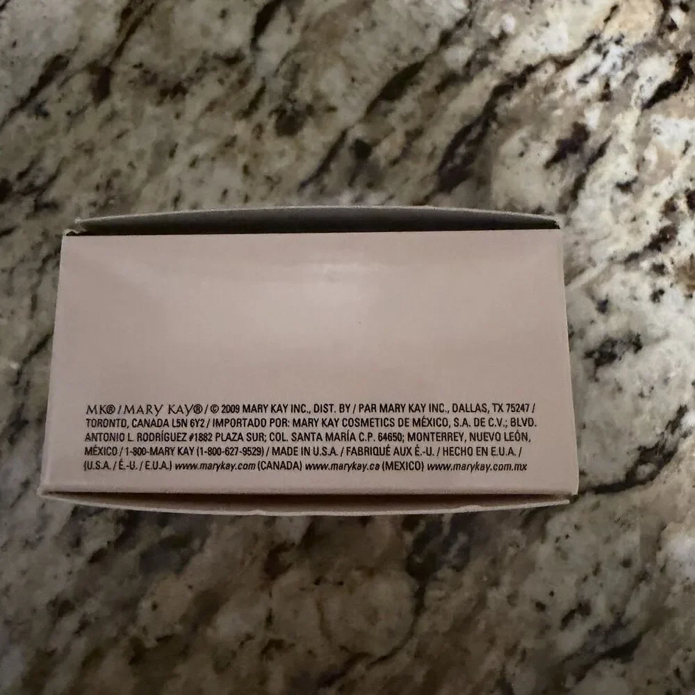Mary Kay Mineral Powder Foundation Bronze 1 040990 .28 oz 8g Discontinued NIB